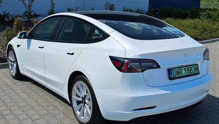 Tesla Model 3 cena 161800 przebieg: 27259, rok produkcji 2022 z Łęczyca małe 301